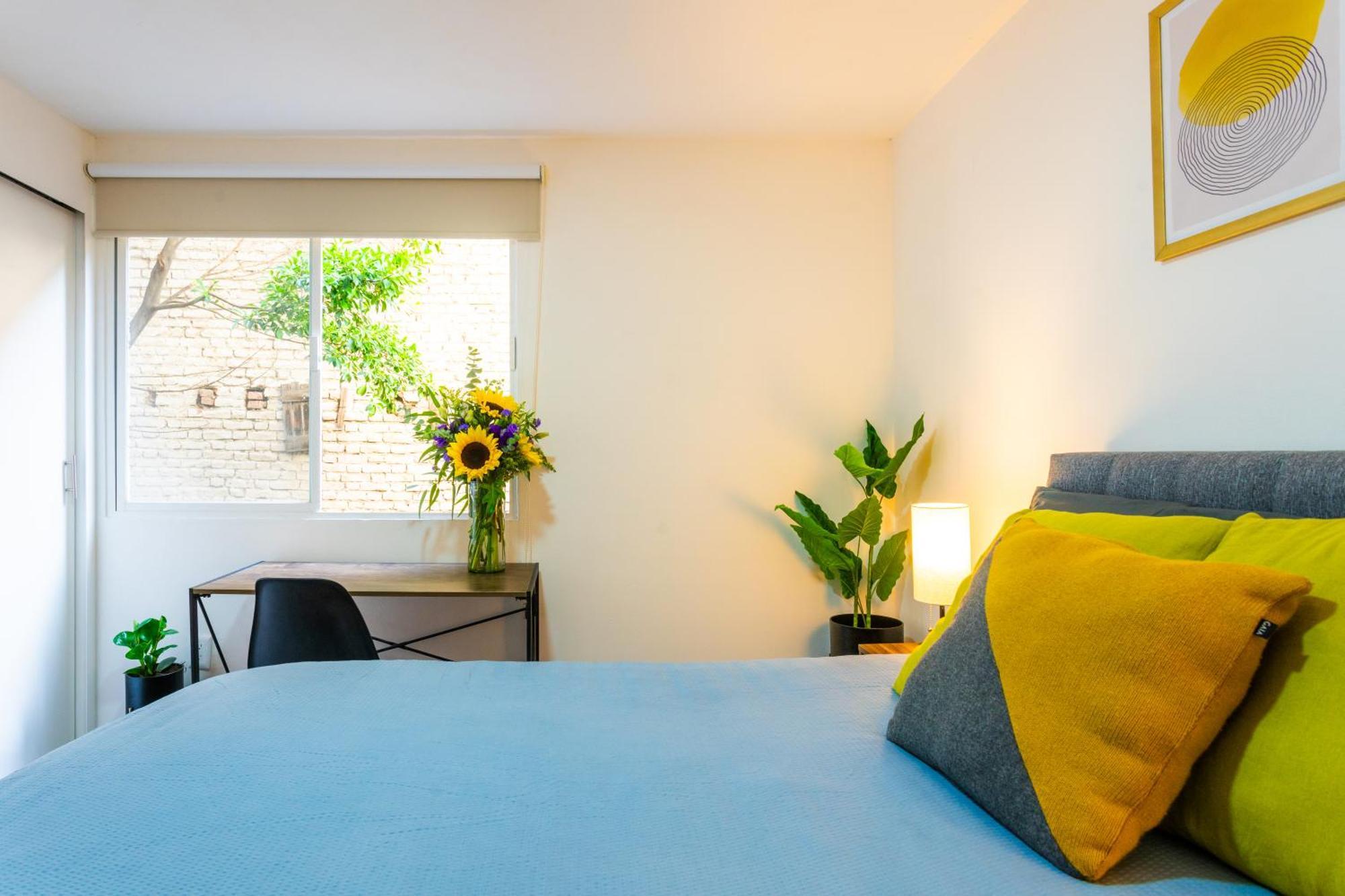 Private Room #3 In A 4 Bedroom Guest House In Roma Norte, Mexico City — Photos 2